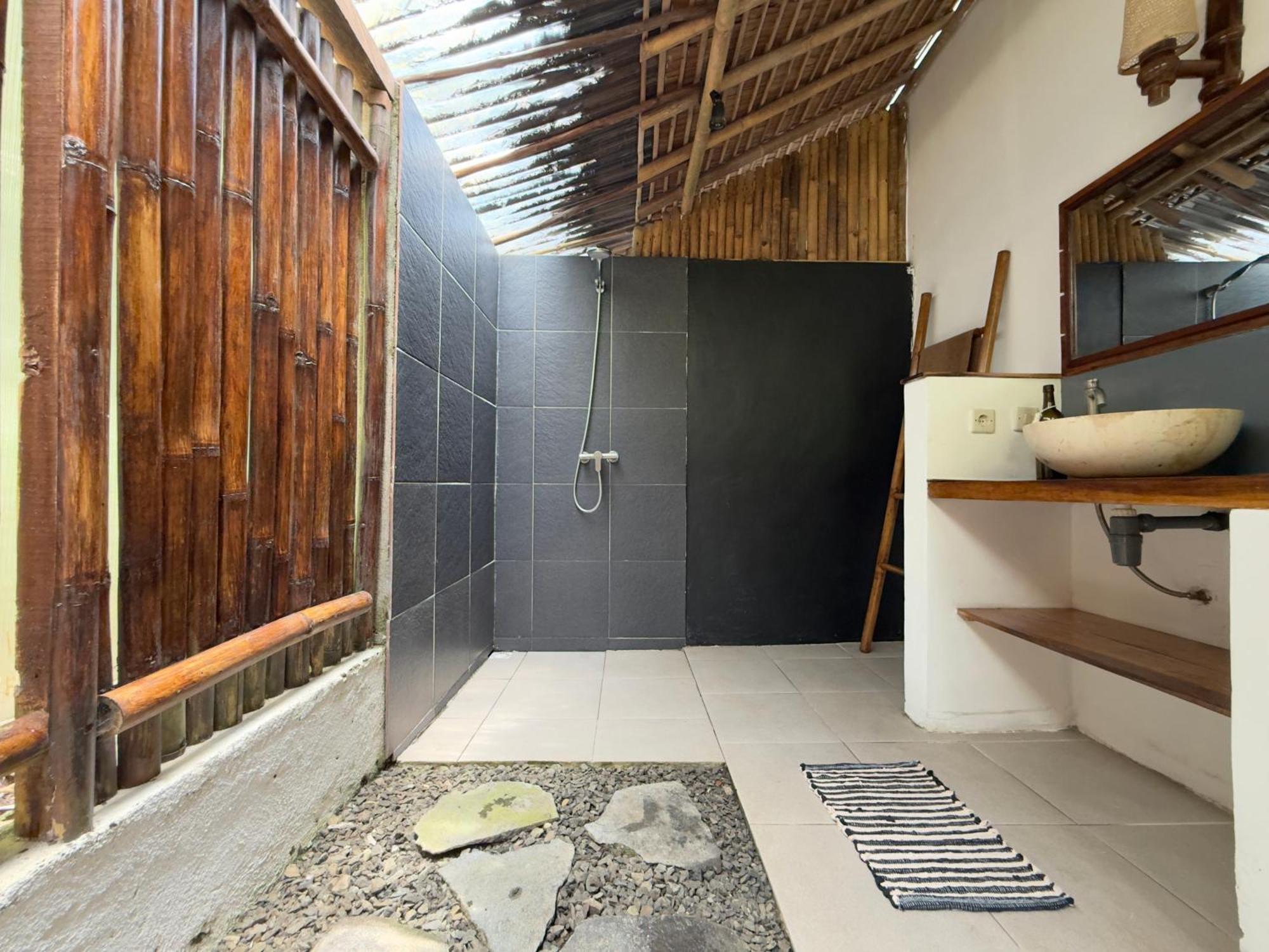 Rnv Eco Resort Bungalows Batukaras Ngoại thất bức ảnh