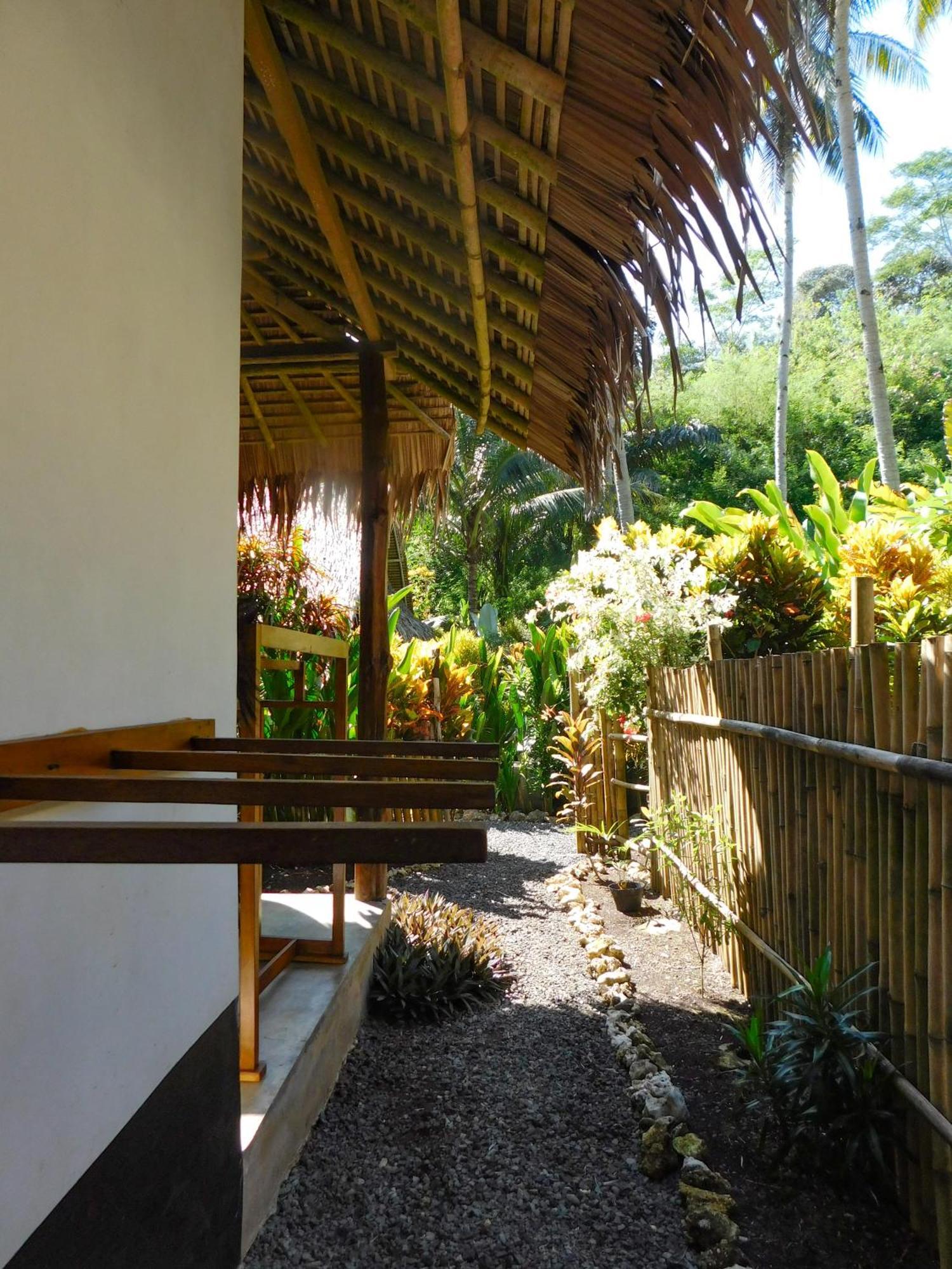 Rnv Eco Resort Bungalows Batukaras Ngoại thất bức ảnh